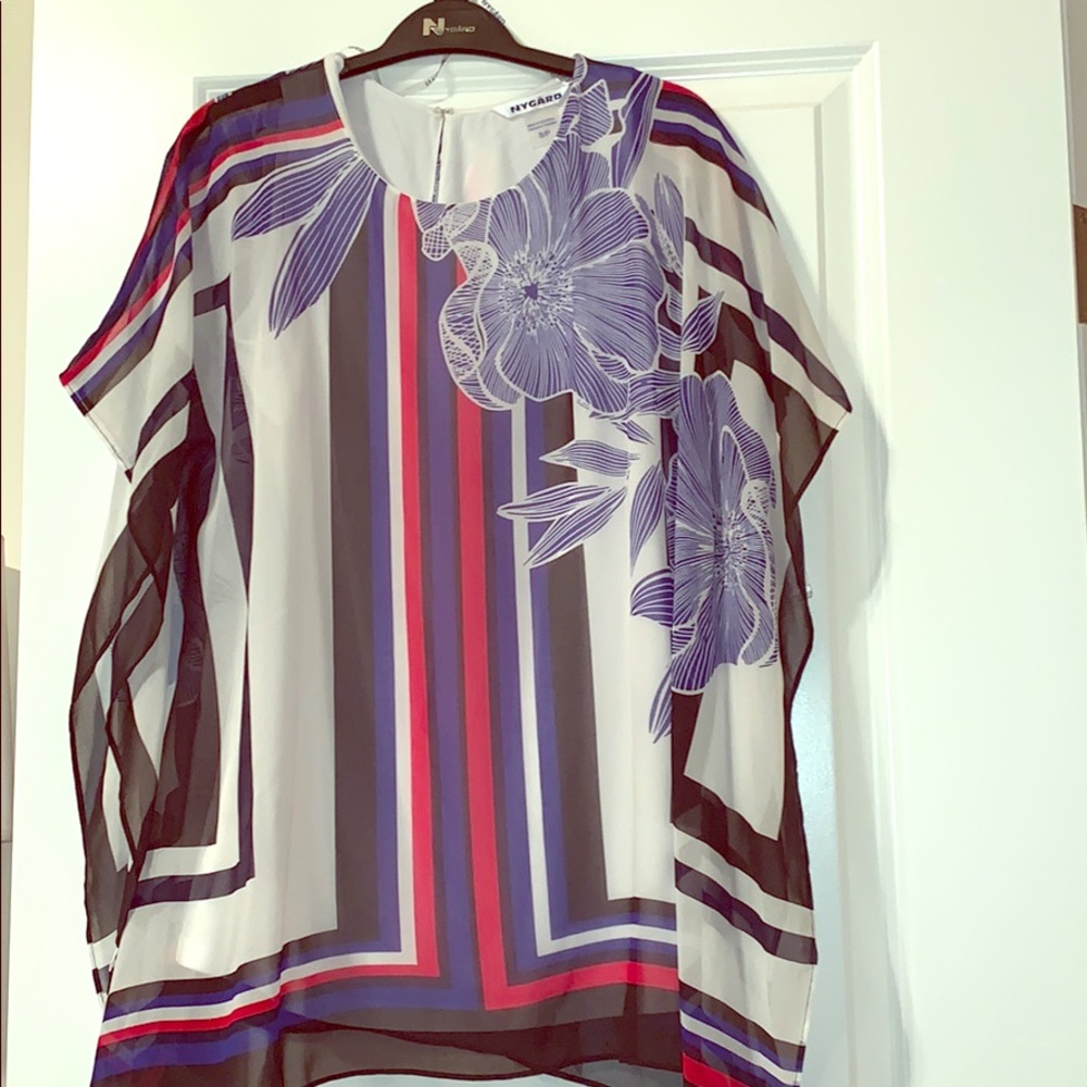 Beautiful Sheer Women’s Top/ White Cami attached